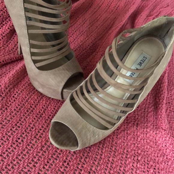 Steve Madden Heels - Picture 2 of 3
